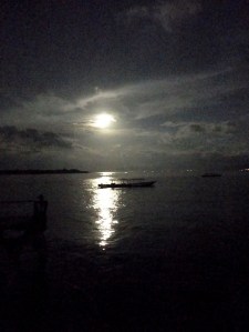 Bulan Purnama di Dermaga Trawangan Bulan Purnama di Dermaga Trawangan