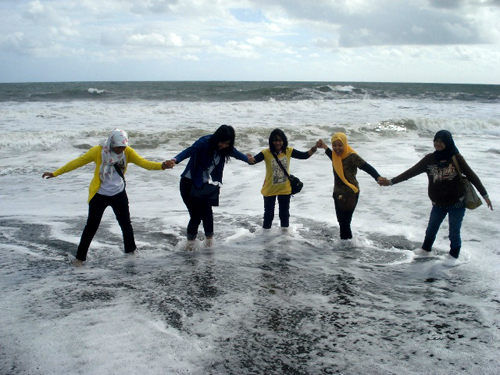 Pantai Kuwaru