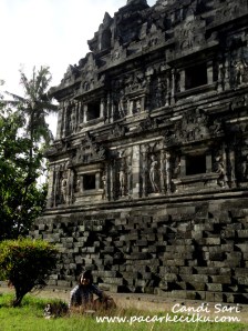 Candi Sari