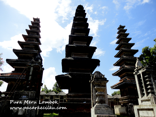 Pura Meru Lombok