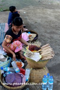 Sate Bulayak di Pura Lingsar Lombok