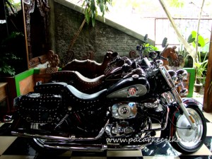 koleksi motor di Rumah Makan Nyahni Kalasan