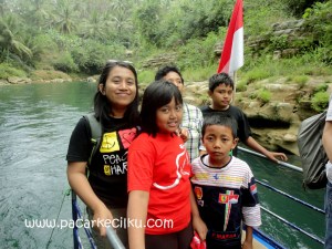 menuju Air Terjun Sri Gethuk Playen Gunungkidul menuju Air Terjun Sri Gethuk Playen Gunungkidul