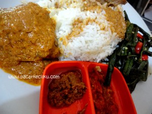 Kare Ayam ala Bungong Jeumpa