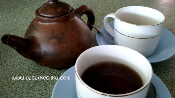 Teh Poci ala Rumah Makan Pring Gading