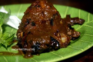 Ayam Bakar Artomoro